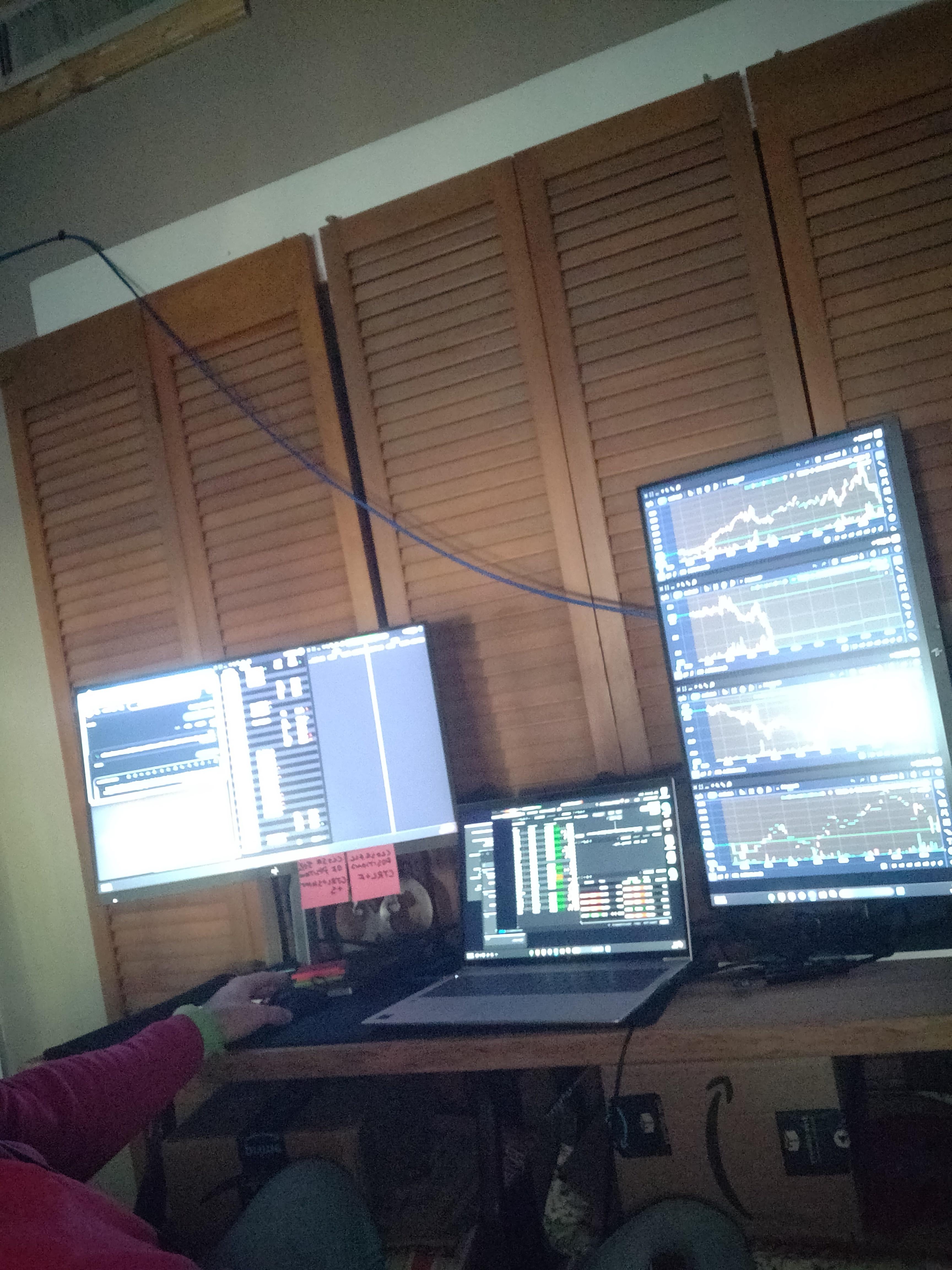 🚽 잠깐 자리를 비운 사이 손절선이 뚫렸습니다